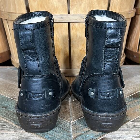 UGG Bryce Buckle Black Leather Shearling Lined Zip-Up Ankle Boots Womens Size 5 - Picture 6 of 12